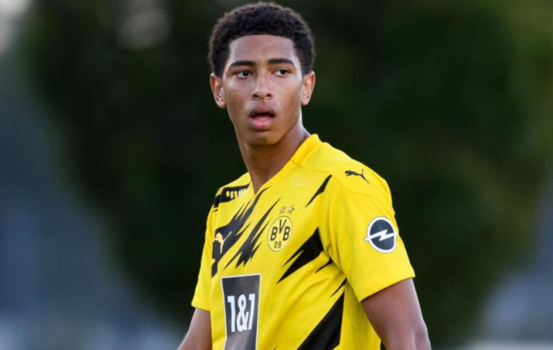 徐昕的身高优势在篮球场上的重要性（徐昕身高优势在球场上的关键作用）