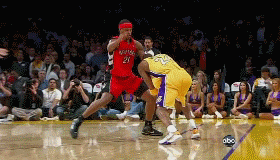 巴克利：勇士的伟大篇章已经结束，他们就是老了（巴克利认为勇士王朝告终，队伍老化成主因）