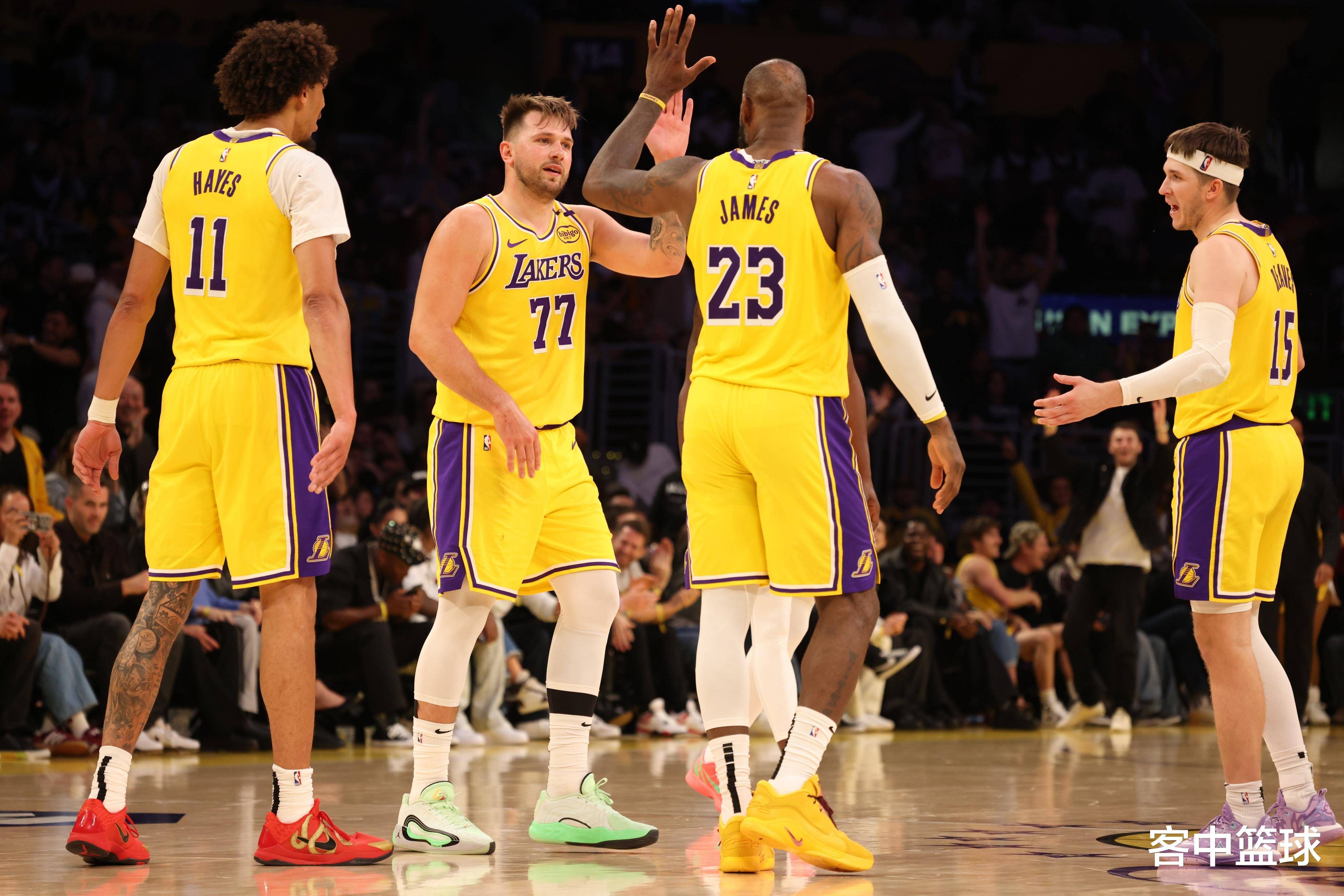 IFFHS年度最佳主帅：恩里克断崖式领跑夺魁，弗里克第3（IFFHS年度最佳教练出炉：恩里克遥遥领先加冕，弗里克位居第三）