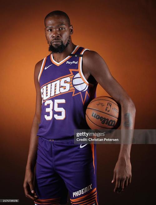 亚马尔19岁前欧冠直接参与13球，与姆巴佩并列最多（欧冠19岁前直接参与13球，亚马尔与姆巴佩并列第一）