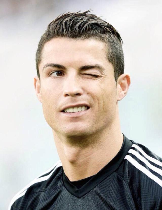 意媒：新星伊万-马耶首次入选一线队，他在国米的未来计划中（意媒：小将伊万-马耶首次跻身一线队，已纳入国米未来规划）