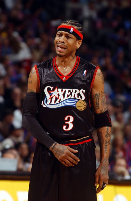 年度连斩55球！姆巴佩冲击C罗纪录，奋力创皇马历史新篇章（一年轰入55球！姆巴佩追击C罗纪录，力创皇马新纪元）