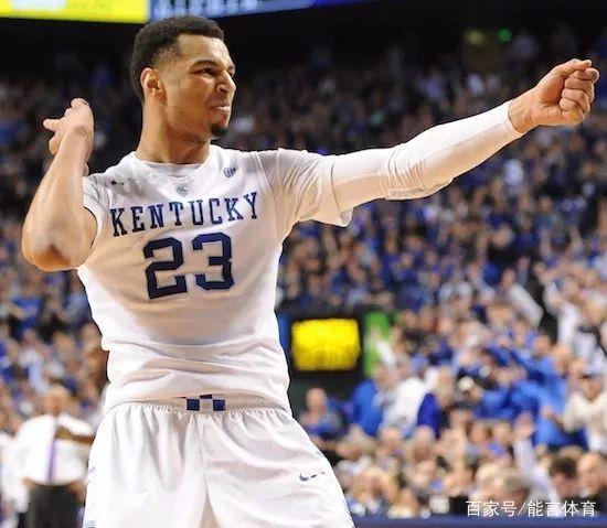 信使报：拜仁二队中场哈维尔-费尔南德斯已被推荐给拉齐奥（据《信使报》报道：拜仁二队中场哈维尔-费尔南德斯已被推荐加盟拉齐奥）