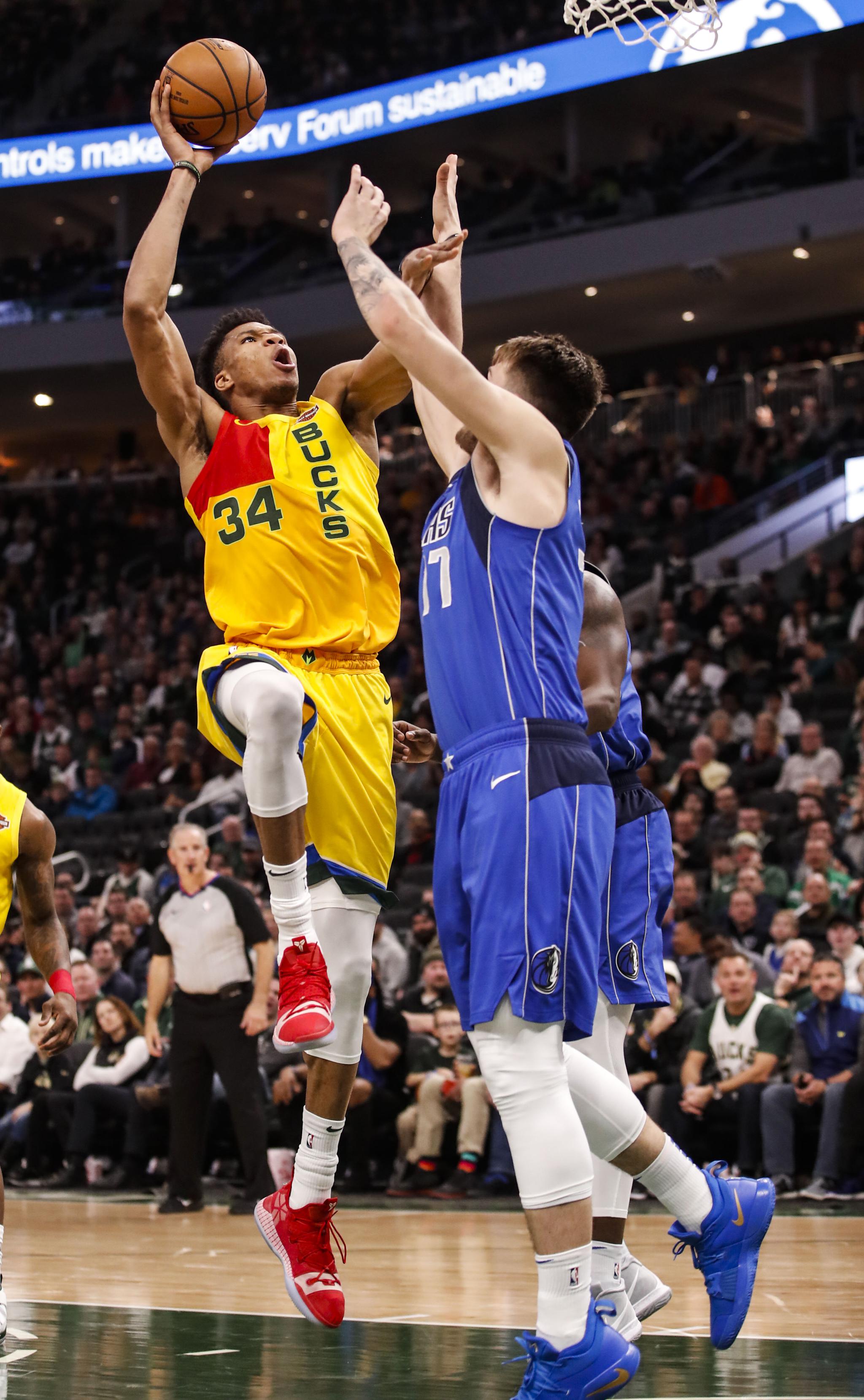 NBA战报：波尔津吉斯29分7板，老鹰115-98轻取鹈鹕（NBA赛报：波尔津吉斯砍下29分7篮板，老鹰115-98轻松击败鹈鹕）