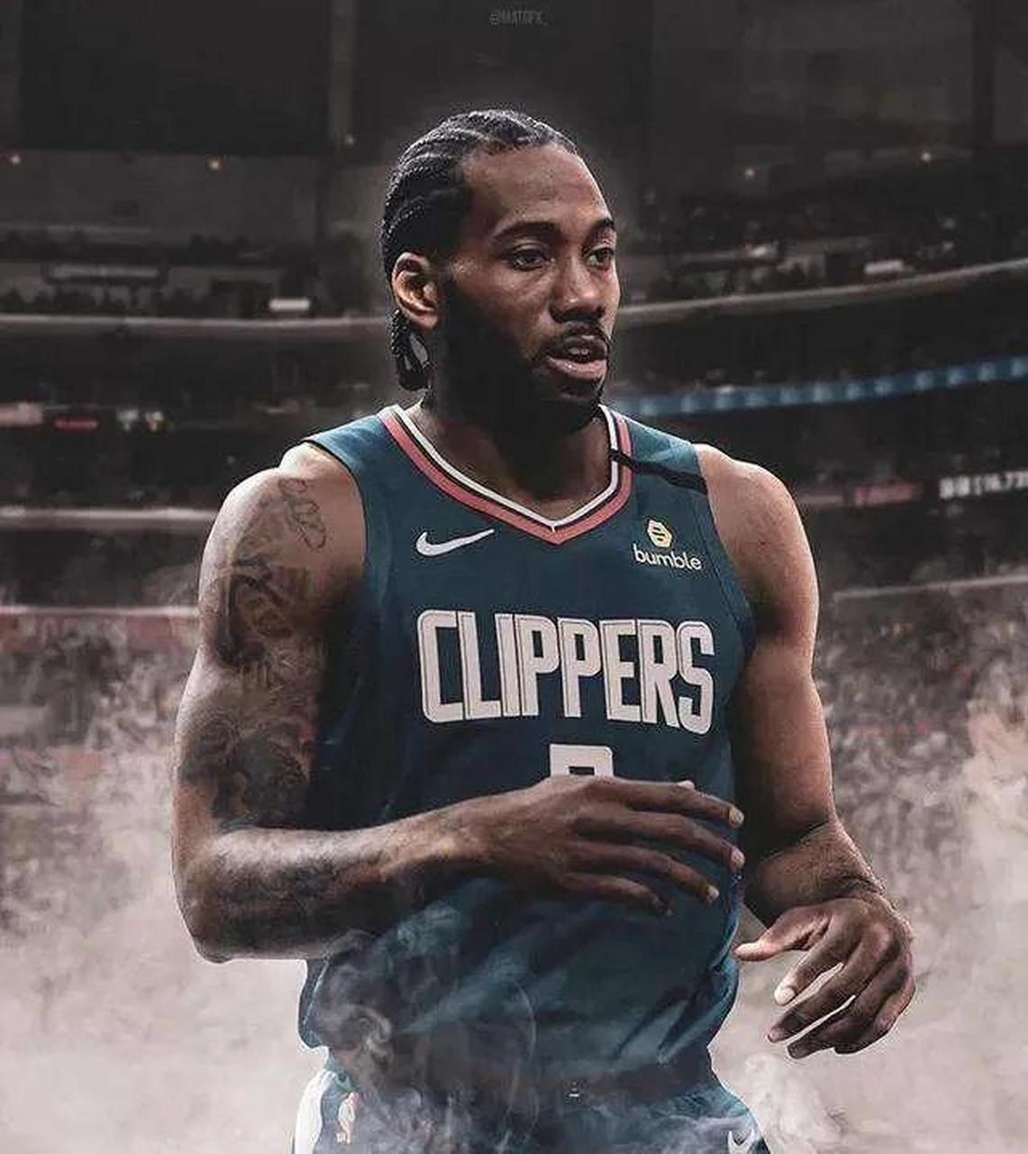 西媒：加西亚被阿拉维斯球员肘击后出现头晕，因此半场被换下（西媒：遭阿拉维斯球员肘击后头晕，加西亚半场提前退场）