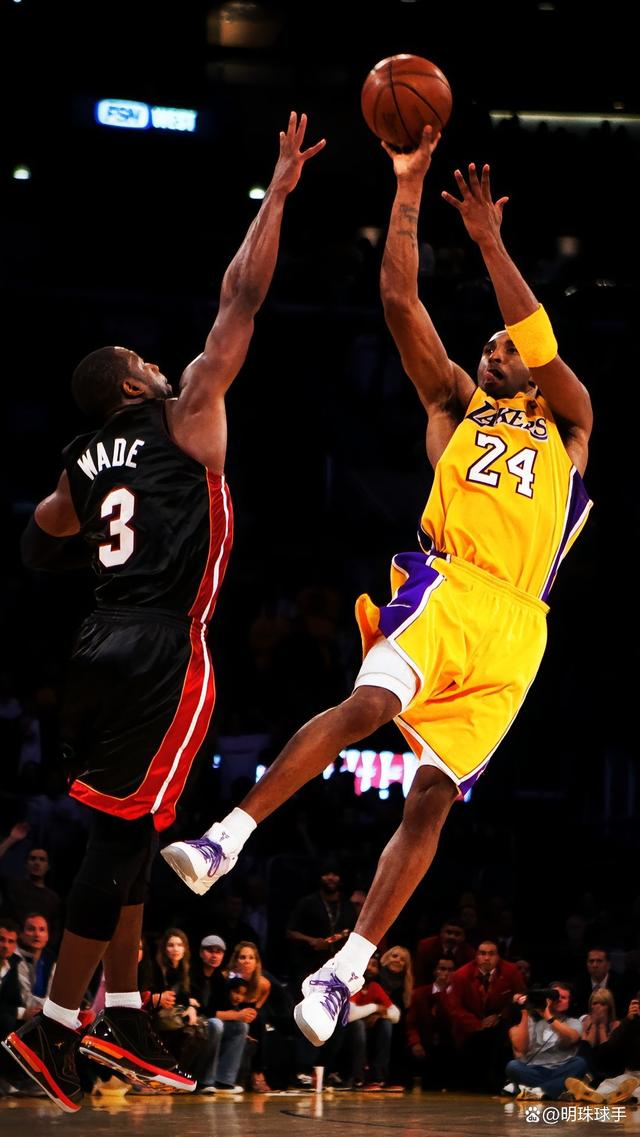 拉波尔塔：在新诺坎普为梅西办致敬仪式会很美好，但要等到26年底再谈（拉波尔塔：期待在新诺坎普为梅西举行致敬活动，但需等到2026年底再议）