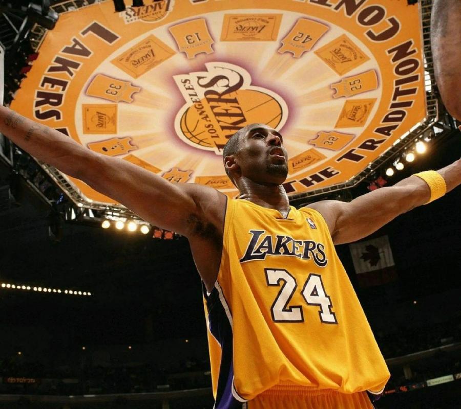 新卡牌大师？皇马本场主裁金特罗本赛季8场西甲出示8红44黄（皇马本场主裁金特罗本季执法8场西甲，已出示44黄8红，或成新牌王）